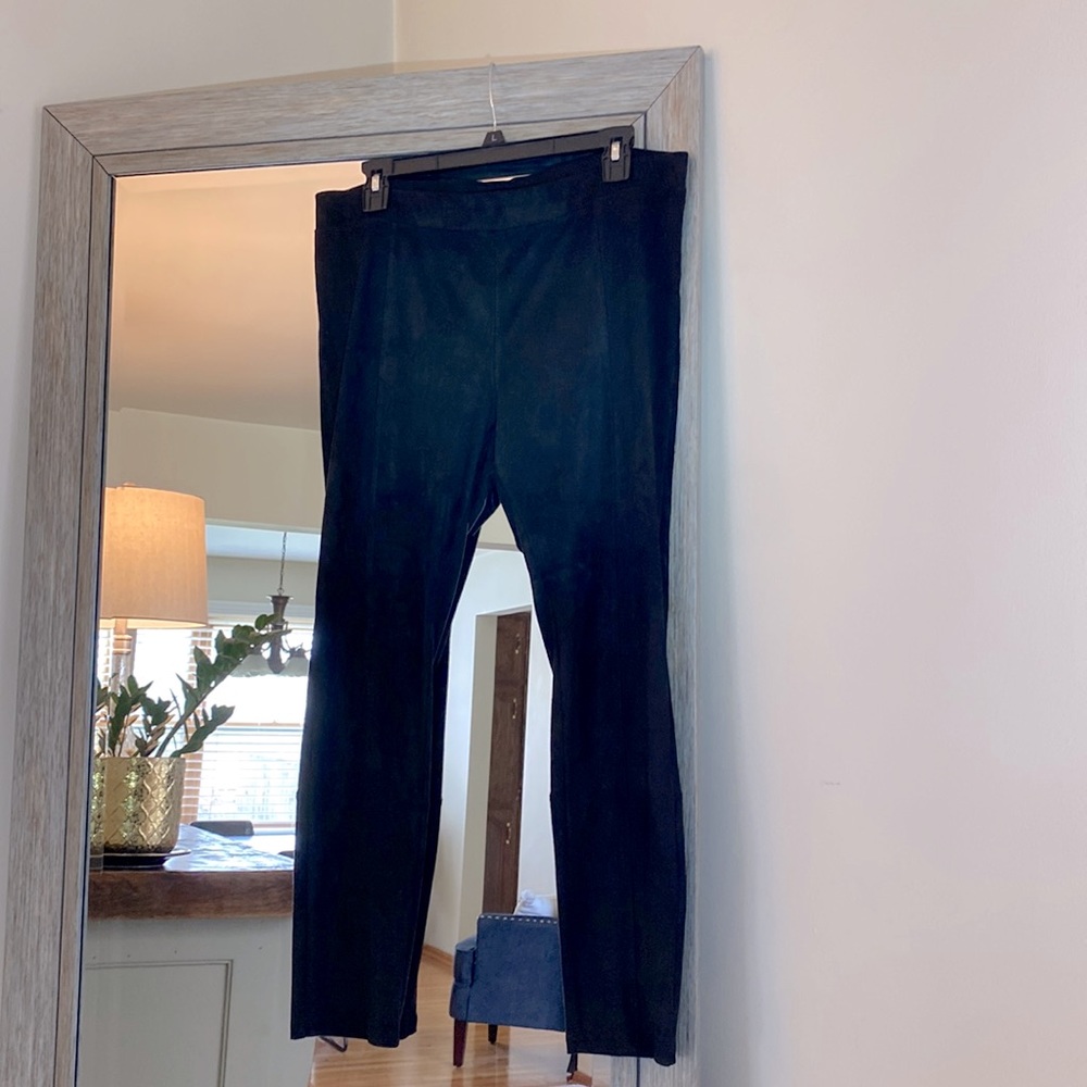 Express, sz L, black velvet riding pants, elastic waist, hemmed detailing, NWOT!